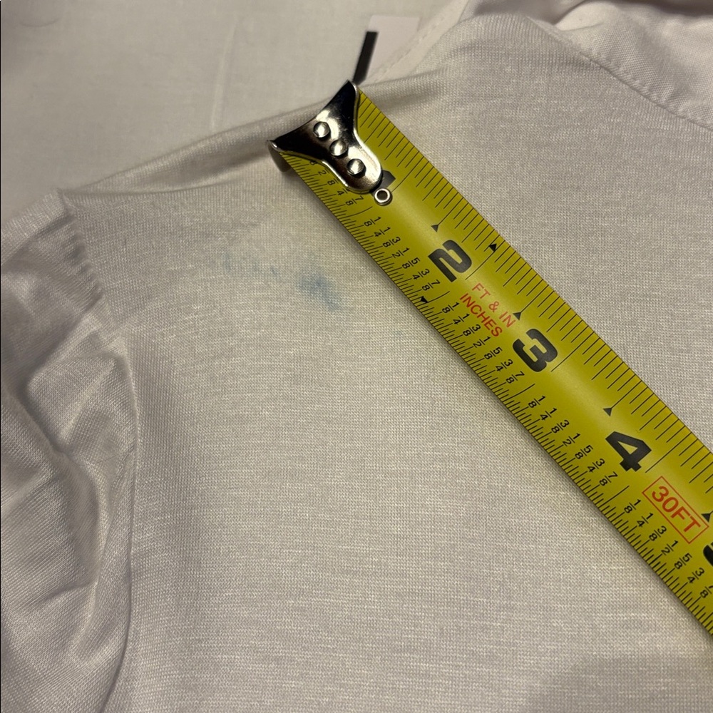 Pleione White V-neck blouse SZ M. NWT with flaw. 100% Cotton. - Picture 7 of 7